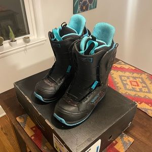 Never Worn Burton Snowboarding Boots